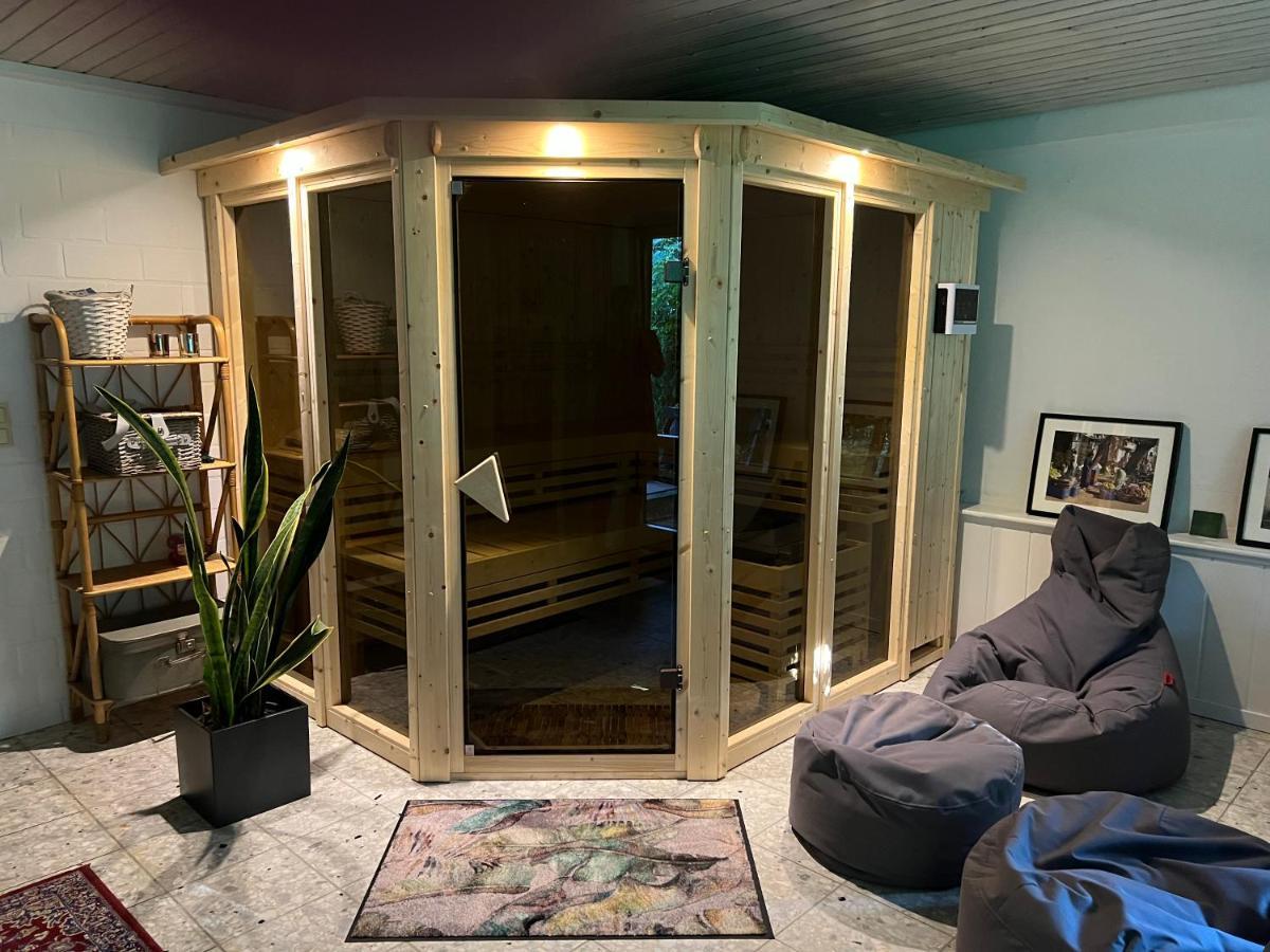 Aussergewoehnliches Haus Mit Sauna, Kamin Und Garten Wilhelmshaven Exteriér fotografie